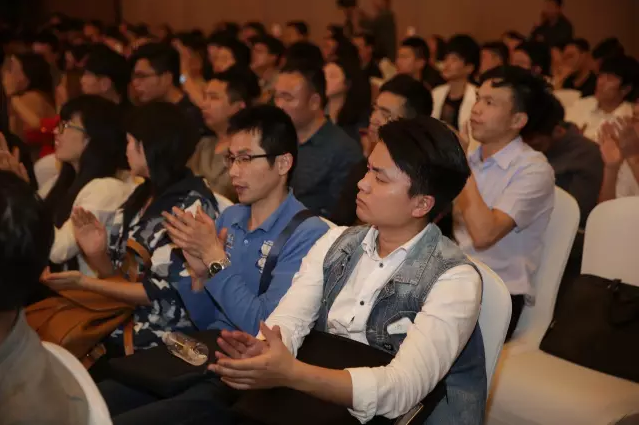 1493693688115996.png blob.png