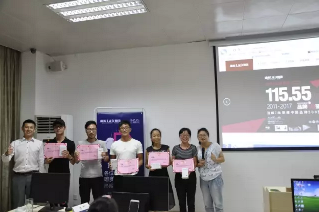 1504928366858484.png blob.png